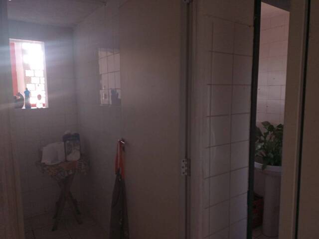 Sala para Venda em Ubatuba - 4