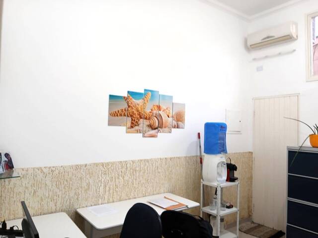 Sala para Venda em Ubatuba - 4