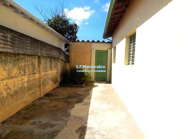 #631 - Casa para Venda em Taubaté - SP - 2