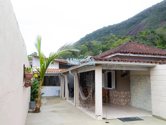 Casa para Venda em Caraguatatuba - 4