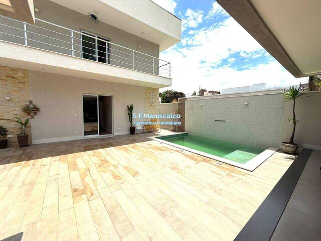 Casa para Venda em Tremembé - 2