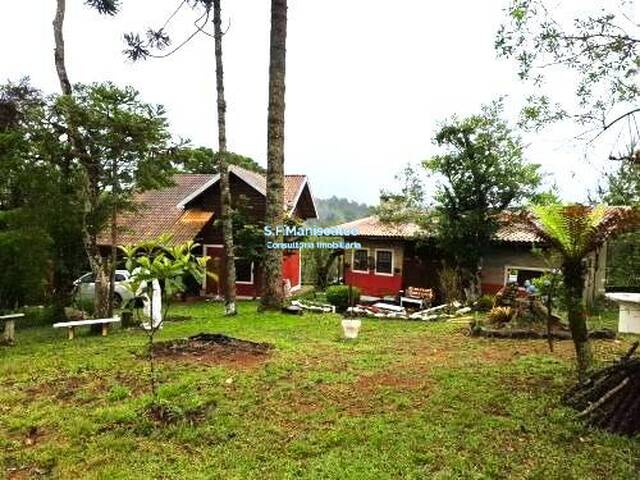 Casa para Venda em Campos do Jordão - 3